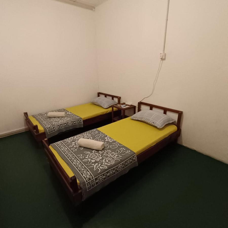 Tabun Homestay Miri Buitenkant foto