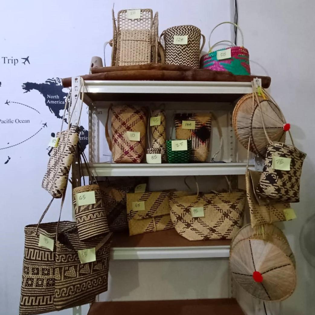 Tabun Homestay Miri Buitenkant foto